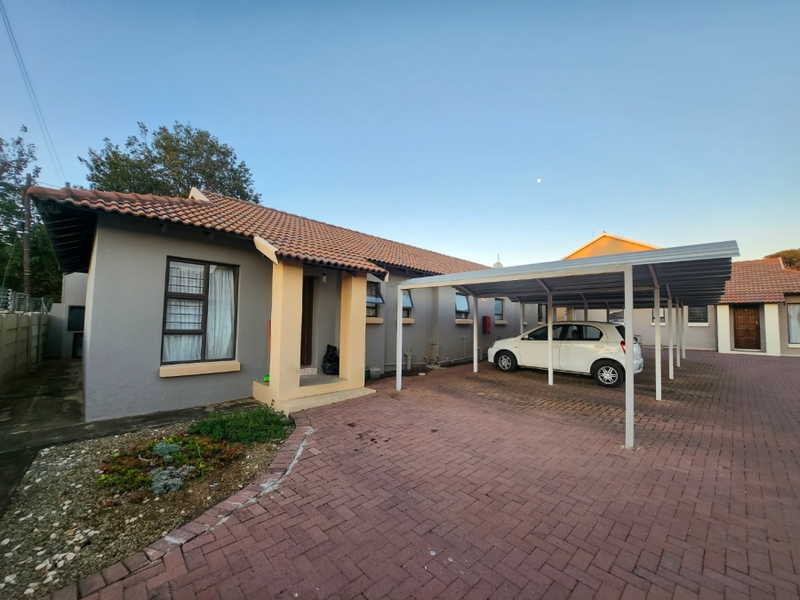 2 Bedroom Property for Sale in Flamwood North West
